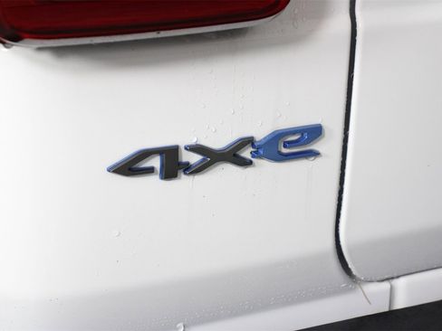 Used 2024 Jeep Wrangler Unlimited Rubicon 4xe w/ Technology Group image 19