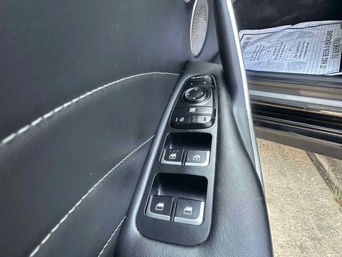 Used 2023 Kia Stinger GT2 AWD/4WD image 27
