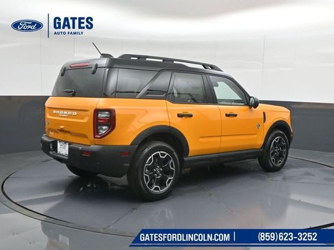 New 2026 Ford Bronco Sport Outer Banks AWD/4WD image 2