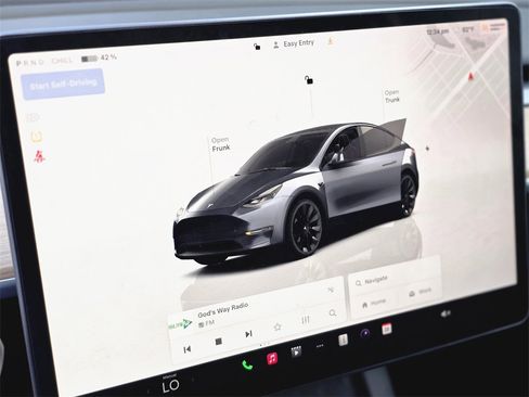 Used 2023 Tesla Model Y Long Range image 20