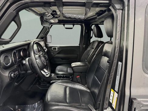 Used 2018 Jeep Wrangler Unlimited Sahara image 22