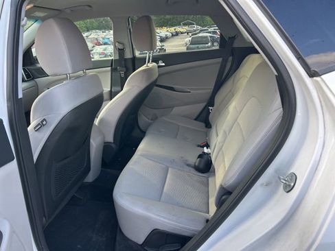 Used 2020 Hyundai Tucson SE AWD/4WD image 6
