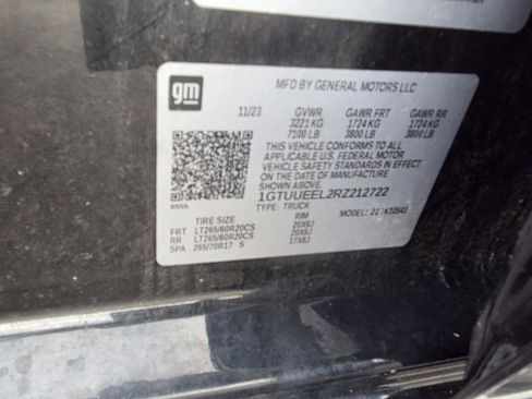 Used 2024 GMC Sierra 1500 AT4 w/ Technology Package image 25