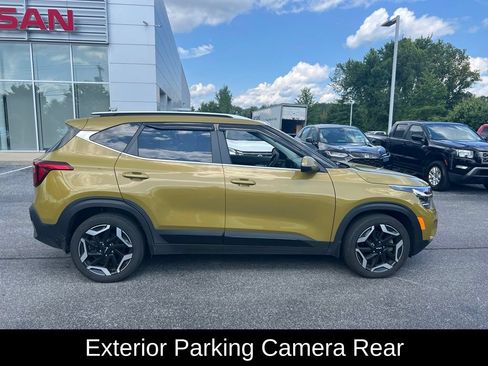 Used 2024 Kia Seltos SX w/ SX Sunroof Package AWD/4WD image 15