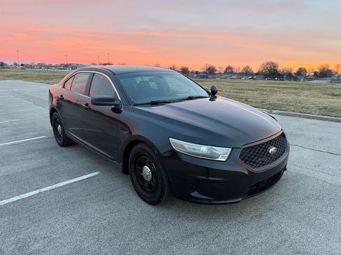 Used 2013 Ford Taurus Police Interceptor image 2