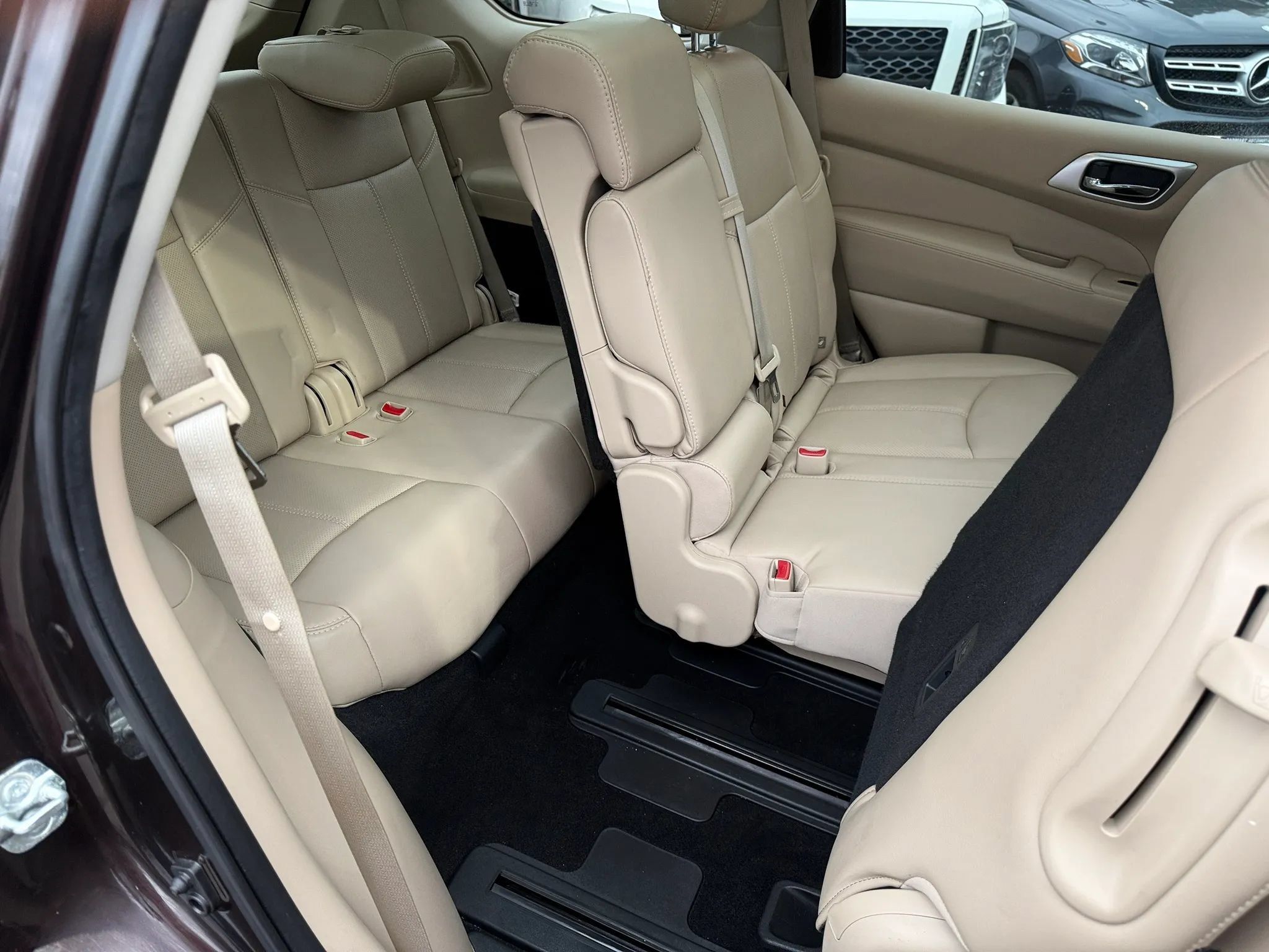Used 2020 Nissan Pathfinder Platinum AWD/4WD image 21
