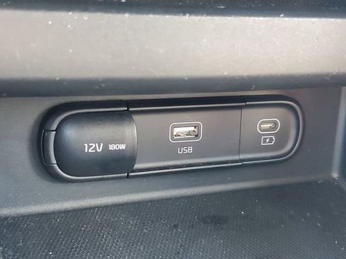 Used 2024 Kia Seltos S AWD/4WD image 29