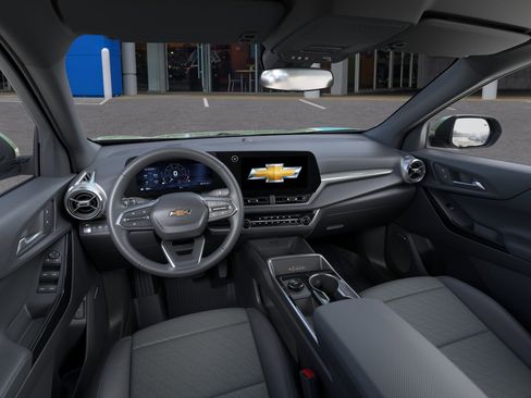 New 2026 Chevrolet Equinox LT w/ Convenience Package II AWD/4WD image 15