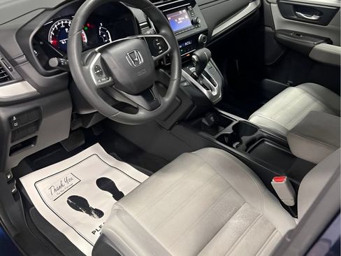 Used 2017 Honda CR-V LX image 9