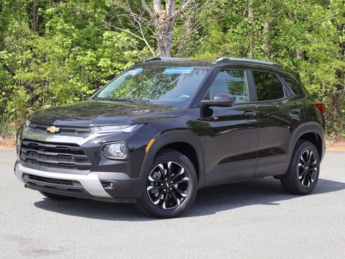 Certified 2023 Chevrolet TrailBlazer LT image 1
