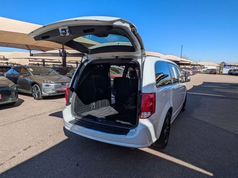 Used 2019 Dodge Grand Caravan GT image 23