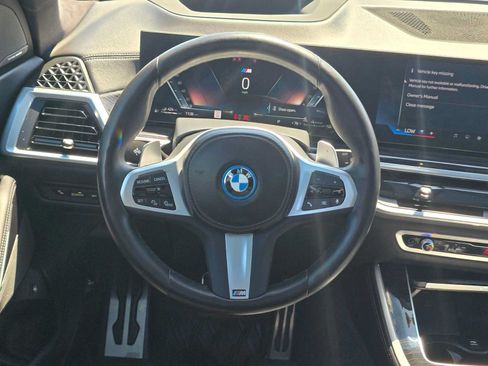 Used 2024 BMW X5 xDrive50e w/ Executive Package AWD/4WD image 19