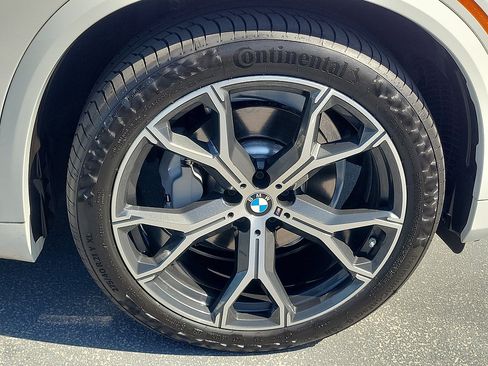Used 2023 BMW X5 sDrive40i w/ M Sport Package RWD image 5