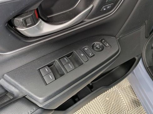 Used 2022 Honda CR-V Touring image 17