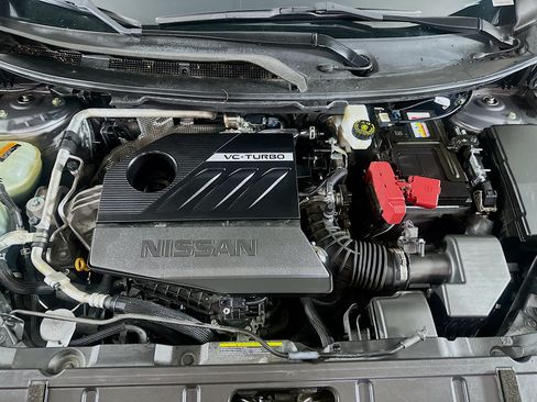 Used 2023 Nissan Rogue SV FWD image 31