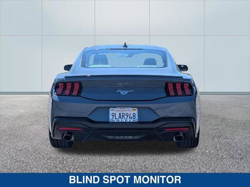 Used 2024 Ford Mustang Premium image 4