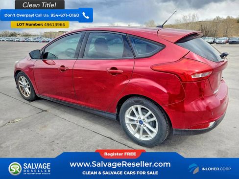 Used 2016 Ford Focus SE w/ Reverse Sensing Package image 3