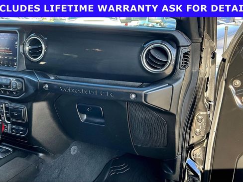 Used 2021 Jeep Wrangler Unlimited Rubicon w/ Trailer Tow Package AWD/4WD image 13
