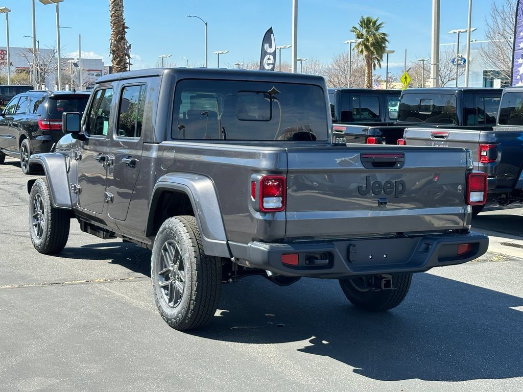 New 2026 Jeep Gladiator Sport AWD/4WD image 4