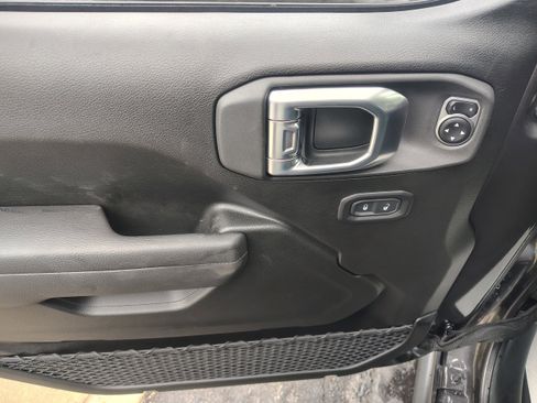 New 2026 Jeep Wrangler Unlimited Sport image 18