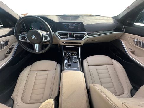 Used 2021 BMW 330e w/ M Sport Package image 11