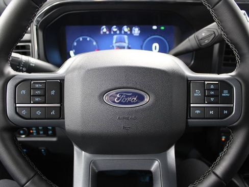 New 2026 Ford F250 Lariat w/ Black Appearance Package image 35