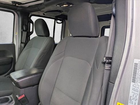 Used 2018 Jeep Wrangler Unlimited Sport S AWD/4WD image 13