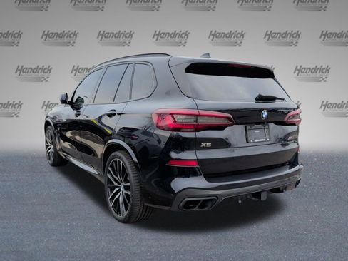 Used 2021 BMW X5 M50i image 9