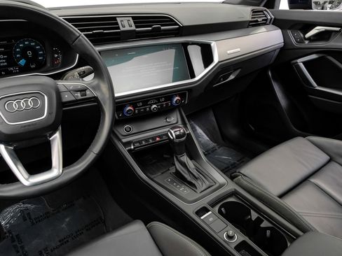 Used 2023 Audi Q3 2.0T Premium Plus w/ Premium Plus Package image 27