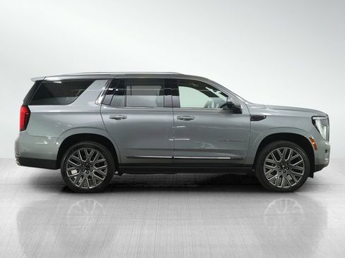 Used 2025 GMC Yukon Denali Ultimate w/ LPO, Floor Liner Package image 7