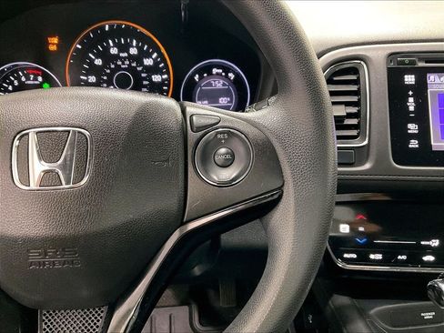 Used 2017 Honda HR-V EX image 24