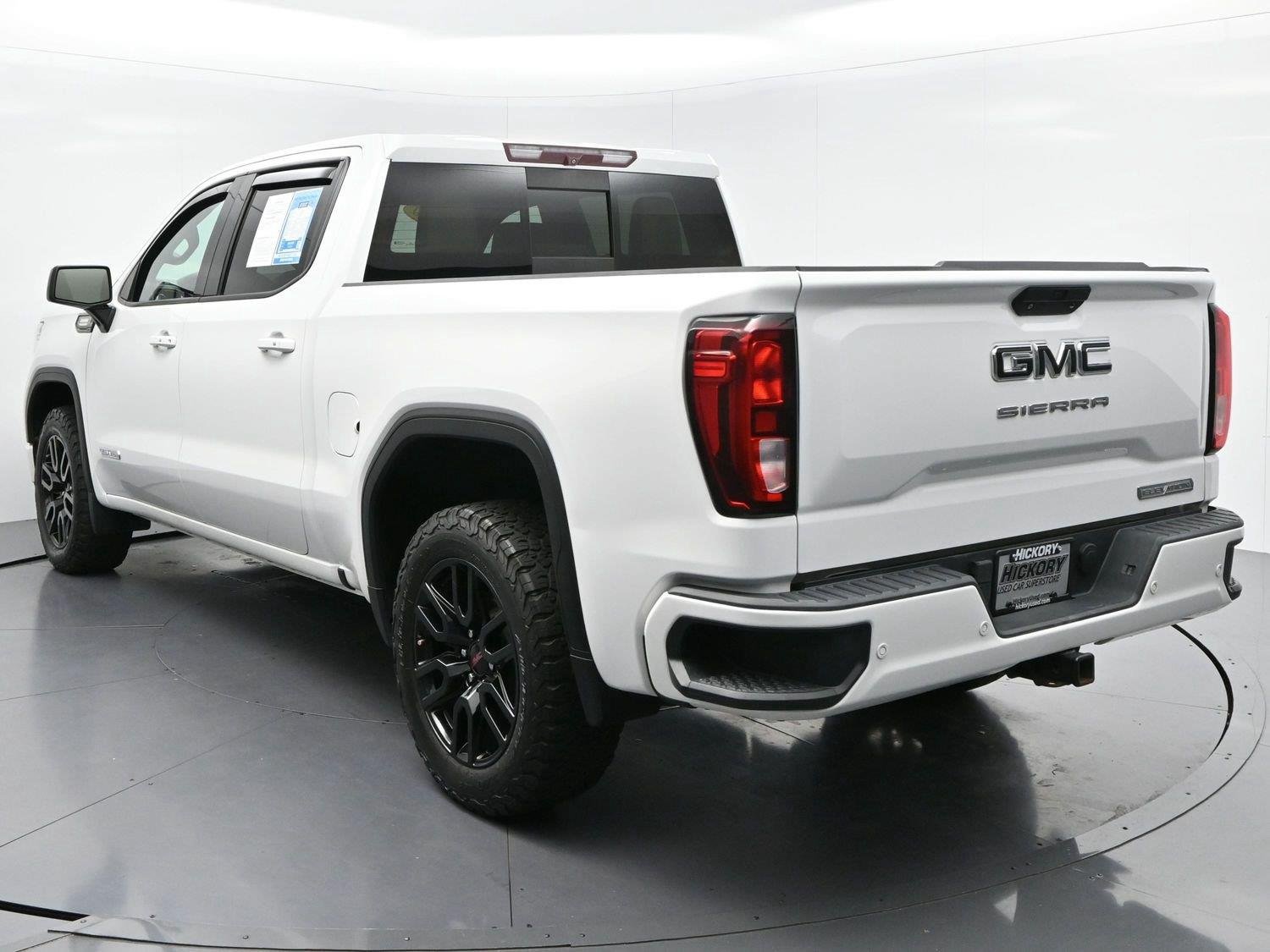 Used 2020 GMC Sierra 1500 Elevation w/ Elevation Value Package RWD image 5