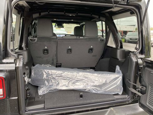 New 2026 Jeep Wrangler Unlimited Sport AWD/4WD image 5