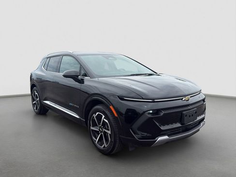 Used 2024 Chevrolet Blazer EV LT AWD/4WD image 8
