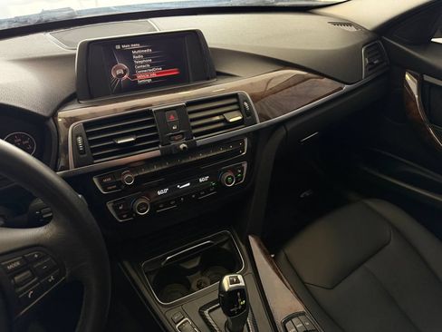 Used 2016 BMW 320i xDrive Sedan AWD/4WD image 16