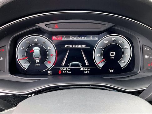 Used 2021 Audi Q8 Premium Plus w/ Premium Plus Package image 25