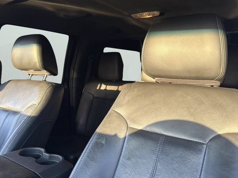 Used 2011 Ford F250 Lariat w/ Lariat Interior Pkg AWD/4WD image 9