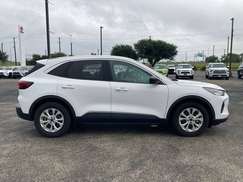 Used 2024 Ford Escape Active FWD image 4