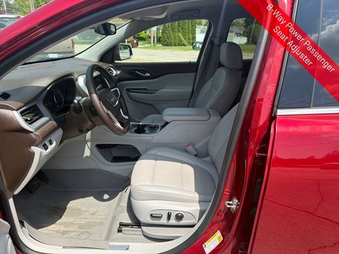 Used 2023 GMC Acadia SLT w/ Preferred Package AWD/4WD image 11