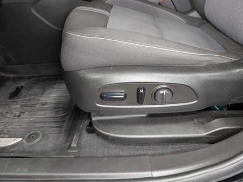 Used 2023 Chevrolet Blazer LT w/ Convenience Package image 38