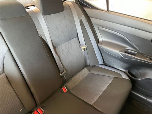 Used 2025 Nissan Versa SV image 35