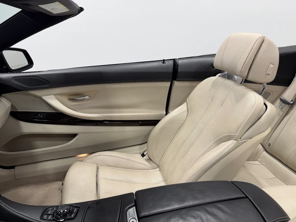 Used 2012 BMW 650i Convertible RWD image 22