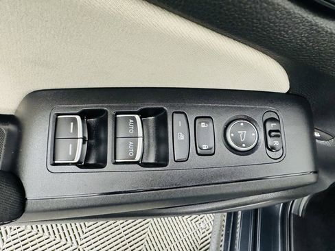 Used 2024 Honda Civic LX image 7