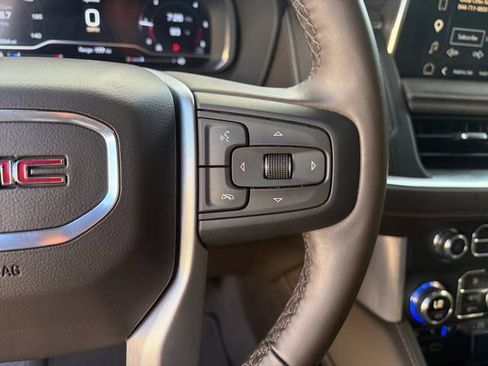 Used 2023 GMC Yukon SLT w/ SLT Luxury Package RWD image 7