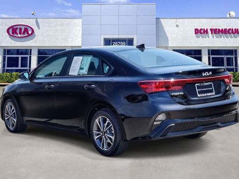 Certified 2023 Kia Forte LXS FWD image 6
