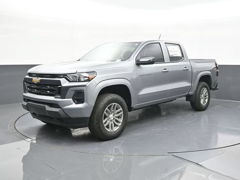 New 2026 Chevrolet Colorado LT w/ Advanced Trailering Package AWD/4WD image 3