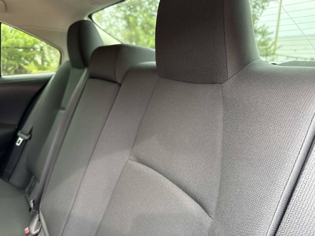 Used 2021 Toyota Corolla LE FWD image 14