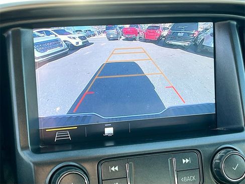 Used 2022 Chevrolet Colorado Z71 w/ LPO, Tonneau and Step Package image 13