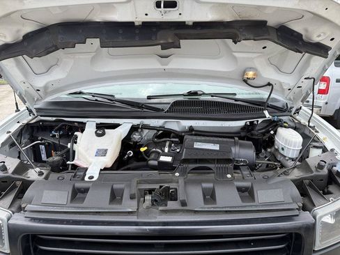Used 2019 GMC Savana 2500 w/ Communications Package RWD image 18