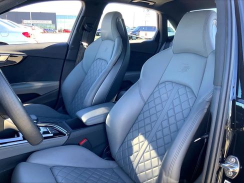 Used 2023 Audi S4 Prestige image 8